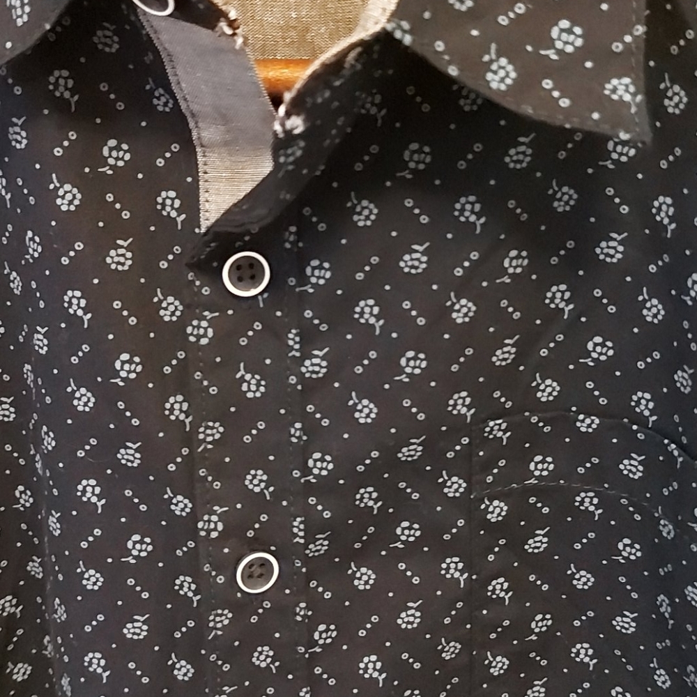 Perry Ellis button down boys - Picture 4 of 6